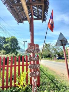 Φωτογραφία από το άλμπουμ του Nakhoun café and farmstay σε Ban Naphô