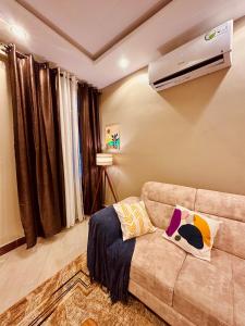 Posezení v ubytování Nyumbani Deluxe in Kijitonyama