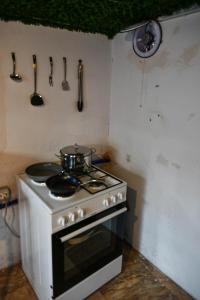 Kuchyňa alebo kuchynka v ubytovaní Hostel 2VB