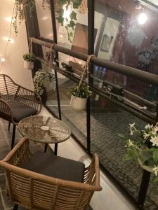Minimal Hostel Kreuzberg的阳台或露台