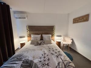 Postel nebo postele na pokoji v ubytování Studio Mahana + 23 fotografií