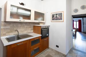 Foto dalla galleria di La Casa del Maestro a Sutri