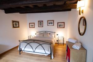 Foto dalla galleria di La Casa del Maestro a Sutri