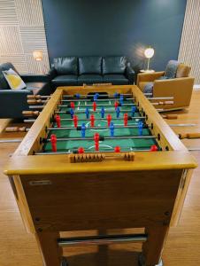 Herní místnost v ubytování Games Arcade Poker King Beds Kitchen Near Battery