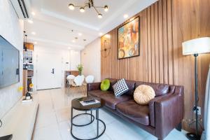 Posezení v ubytování Elegant 2 bedroom- good location- yolohomesaigon- terra