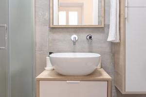 Bagno di Tiny & Tidy Studio in the key area of Milan