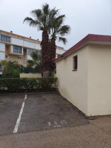 Budynek, w którym mieści się apartament