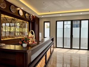 Fuajee või vastuvõtt majutusasutuses Luxury Hanoi Hotel