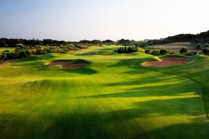 Golf v apartmánu nebo okolí