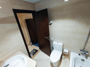 Vannituba majutusasutuses Yasmeen Suite Rooms