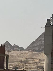 Nespecifikovaný výhled na hory nebo výhled na hory při pohledu z hotelu