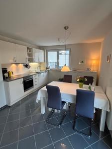 Galeriebild der Unterkunft Charmante Ferienwohnung für 2-3 Gäste Würzburg Höchberg in Höchberg