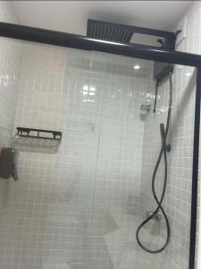 Phòng tắm tại Studio Smart Convenções 315 +9 ảnh