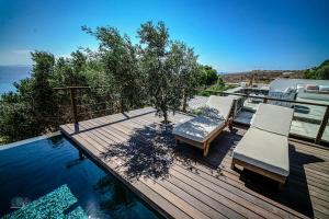 Gallery image of Zen Blue Mills - Luxury Villa in Kea Island in Koundouros