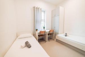 ザグレブにあるDowntown Zagreb Budget Roomsのギャラリーの写真