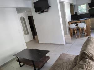 Et tv og/eller underholdning på Hébergement sous les tropiques