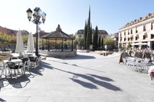 Reštaurácia alebo iné gastronomické zariadenie v ubytovaní Apartamento Plaza España Las Rozas