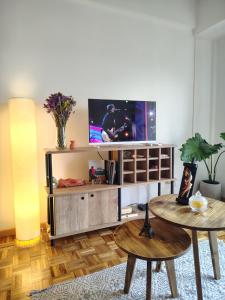 Et tv og/eller underholdning på Bonito departamento luminoso