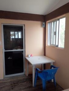 Ảnh trong thư viện ảnh của Cabaña y camping en Restaurante Blue Rock ở Dolores Miramar