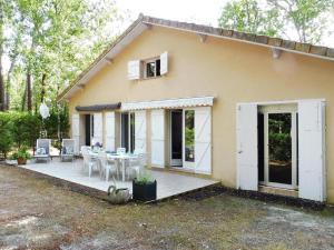 Budova, kde se prázdninový dům nachází + 9 fotografií