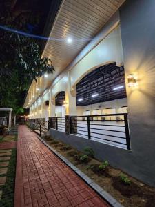 Budova, kde se rezort nachází