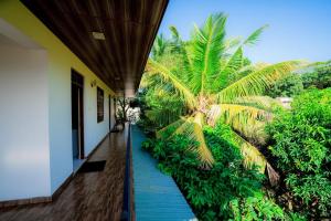 Zahrada ubytování Suwani Pinnawala Homestay