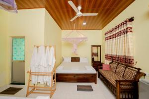 Posezení v ubytování Suwani Pinnawala Homestay