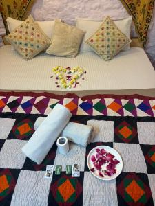 Voodi või voodid majutusasutuse Shiva Guest House toas