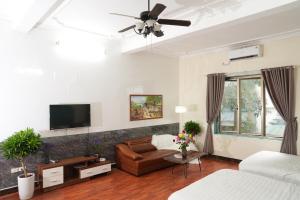 Gallery image of Hanoi Crocus Homestay in Hanoi +31 photos