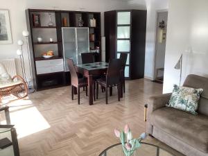 Χώρος καθιστικού στο Hauts de Portissol 50 m2 terrasse 12 m2 Vue mer