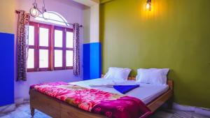 Postel nebo postele na pokoji v ubytování Safar hostel