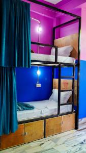 Postel nebo postele na pokoji v ubytování Safar hostel