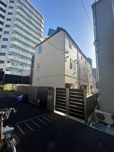 Budova, kde se apartmán nachází + 23 fotografií