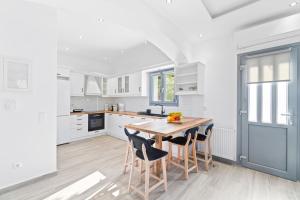 Φωτογραφία από το άλμπουμ του Andros Central & Luxury Home στην Άνδρο