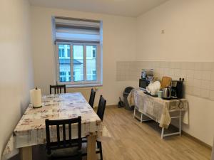 Příslušenství pro přípravu čaje a kávy v ubytování Business apartments "An der Lutherkirche" Self-Check-in
