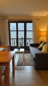 Posedenie v ubytovaní Roxy House - Apartamento a pie de pistas de Espot