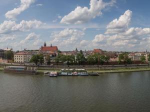 Widok na rzekę nieopodal tego apartamentu