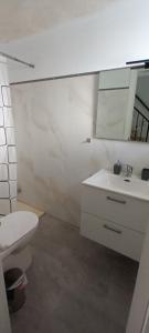 Bilik mandi di Casa IBERIAN PREMIUM