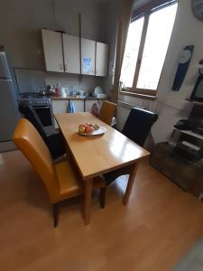 Eldhús eða eldhúskrókur á FG 1861 Hostel +6 myndir