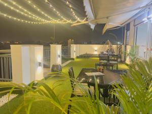 Φωτογραφία από το άλμπουμ του Hotel GreySky Near Medanta Hospital σε Γκουργκάον