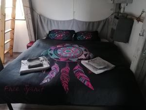Postel nebo postele na pokoji v ubytování Il Rustico Bunker