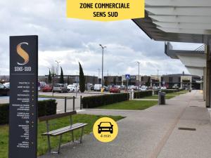 Certifikát, hodnocení, plakát nebo jiný dokument vystavený v ubytování Le Grey - By BEST KEYS - Maison Duplex Moderne - Entièrement Climatisé - Centre Ville - Smart TV - Machine à Café Nespresso - WiFi Fibre - Check-in Autonome - Parking Gratuit à Proximité