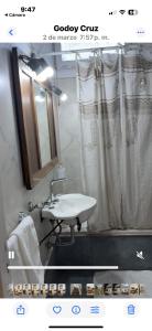 Ένα μπάνιο στο Casa Martita
