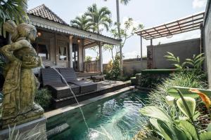 Bazén v ubytování Uma Caming Villa Ubud nebo v jeho okolí