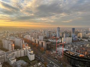 Nespecifikovaný výhled na destinaci Puteaux nebo výhled na město při pohledu z apartmánu