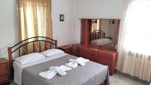 Imagen de la galería de Family House , Amazing Sea View, en Kamarai 36 fotos más