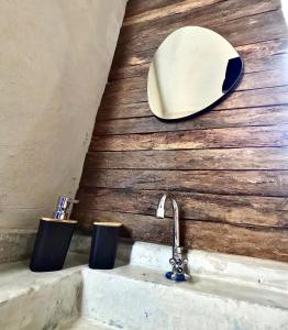 Ένα μπάνιο στο 7 Mares +1 φωτογραφίες