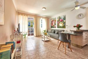 Posezení v ubytování Apartment Romero + 4 fotografie