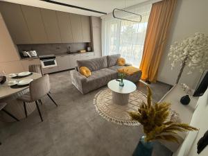 Η κουζίνα ή μικρή κουζίνα στο Luna Apartament Łagów Klima Smart Tv