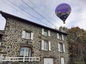 Budova, v ktorej sa dovolenkový dom nachádza